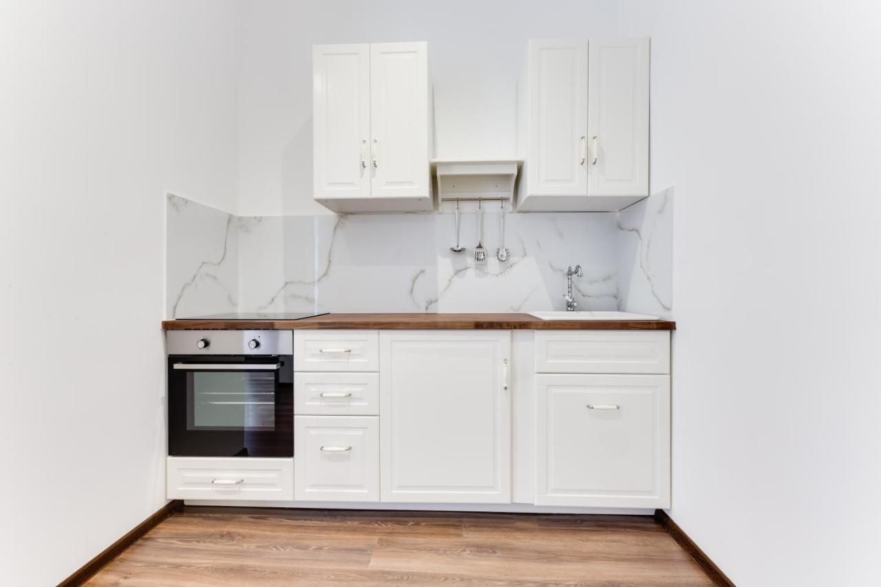 Free Days Luxury Apartment Prag Eksteriør billede