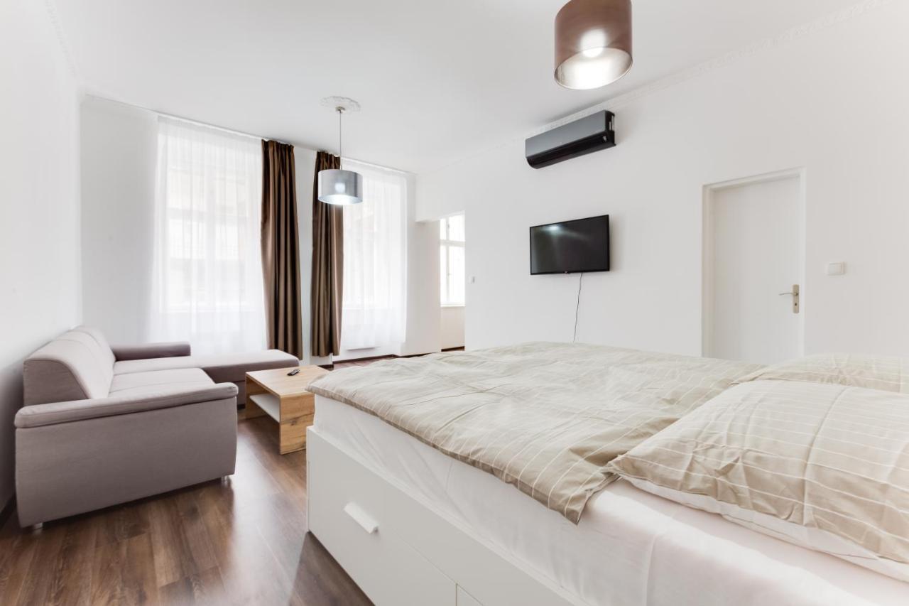 Free Days Luxury Apartment Prag Eksteriør billede